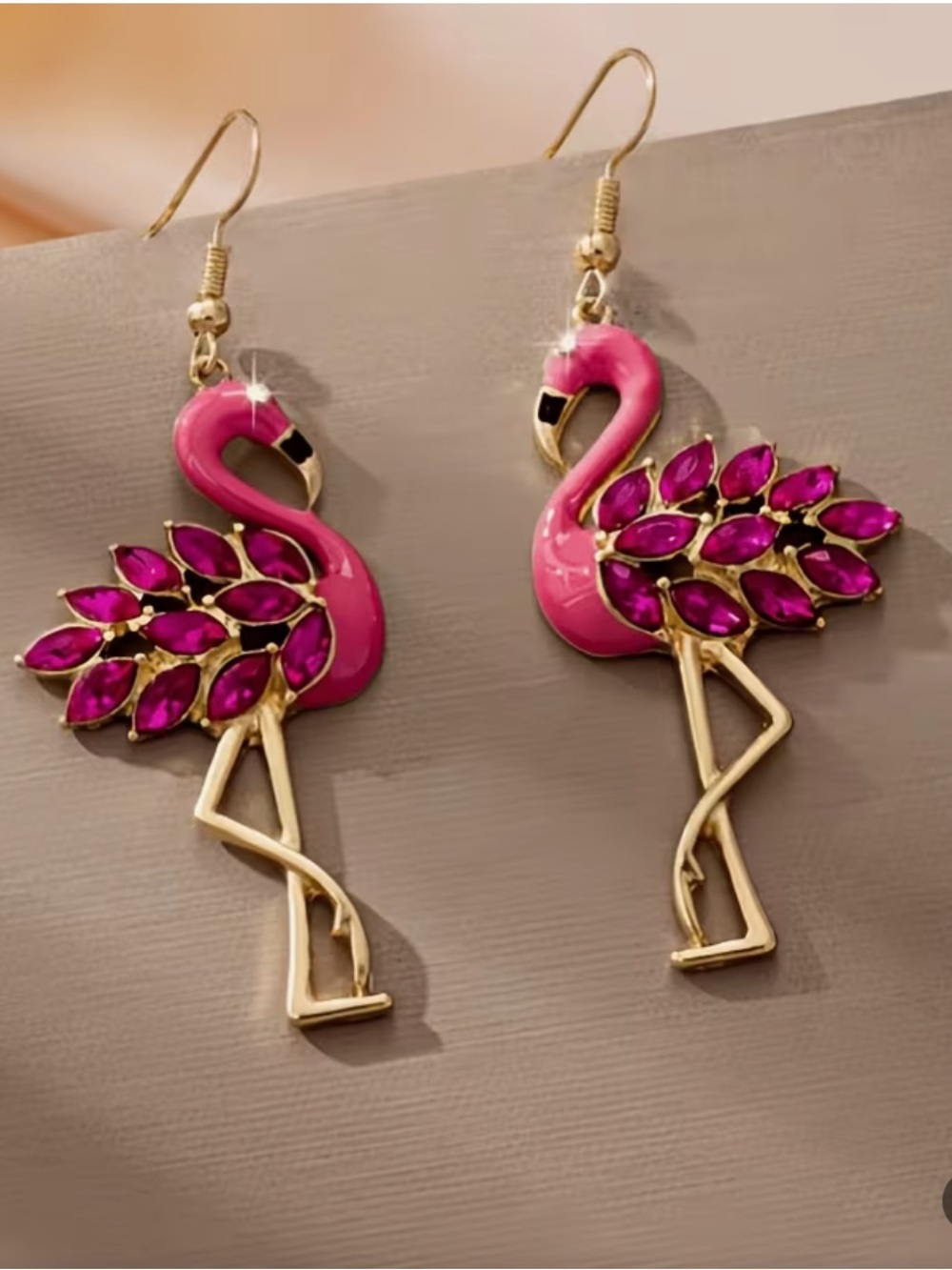NWOT Pink Flamingo Drop Earrings with Fuchsia Crystal Wings